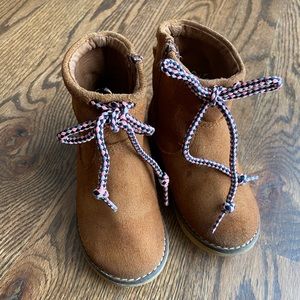 Zara toddler leather boots . Size 6